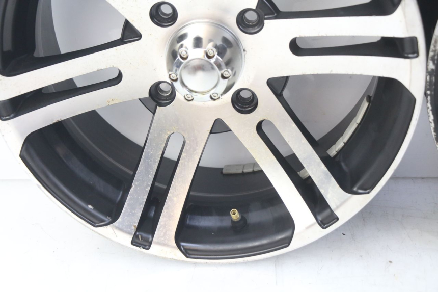 photo de PAIR OF RIMS SPY RACING F3 350 (2015 - 2022)