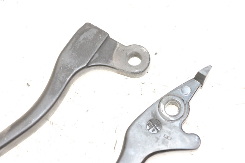 photo de BRAKE LEVER PEUGEOT KISBEE 2T 50 (2010 - 2017)