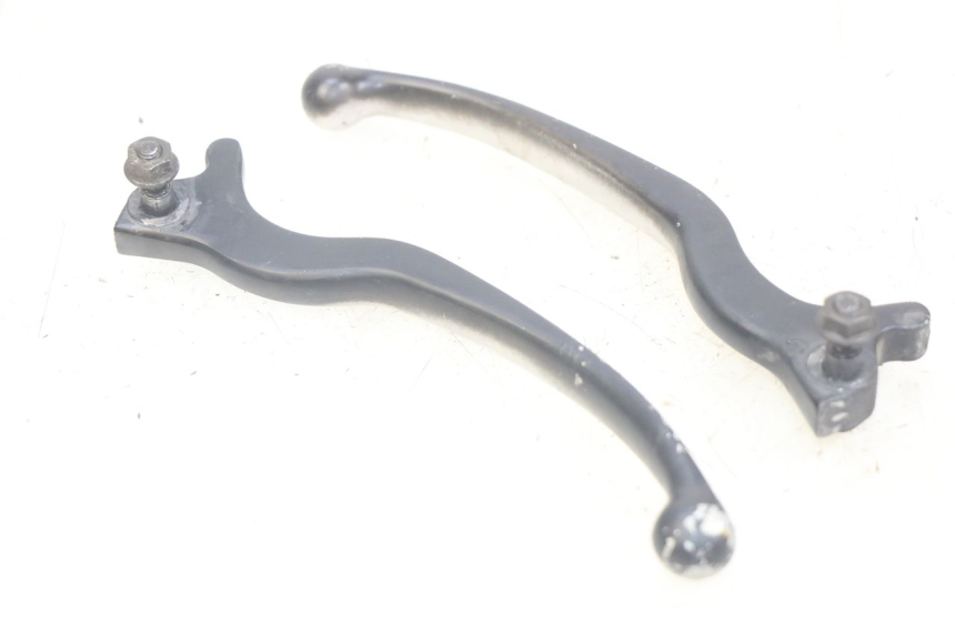 photo de BRAKE LEVER PAIR PIAGGIO X8 125 (2004 - 2007)