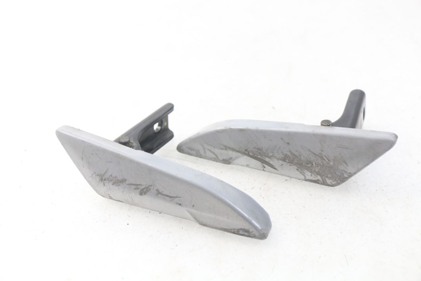 photo de PAIR REAR MOUNT FOOTRESTS PIAGGIO LIBERTY IGET 4T 50 (2015 - 2020)