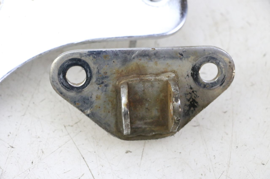 photo de PAIR FRONT MOUNT FOOTRESTS HYOSUNG GV AQUILA 125 (2000 - 2004)