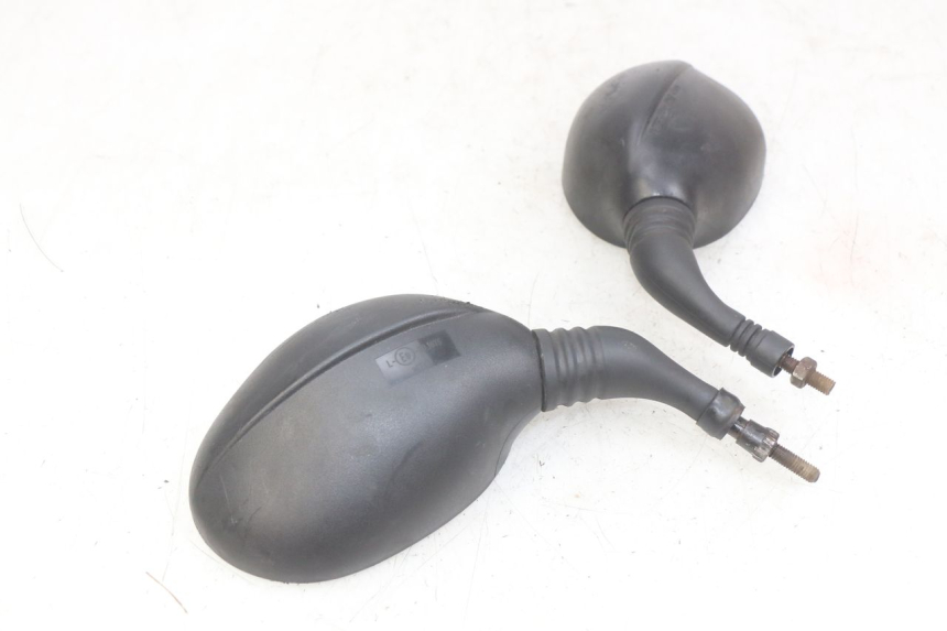 photo de PAIR OF REARVIEW MIRRORS YAMAHA YP MAJESTY 125 (2007 - 2010)