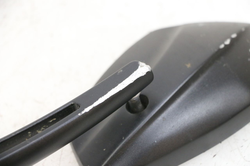 photo de MIRRORS KAWASAKI ZR 7 750 (1999 - 2001) - Fixing points details