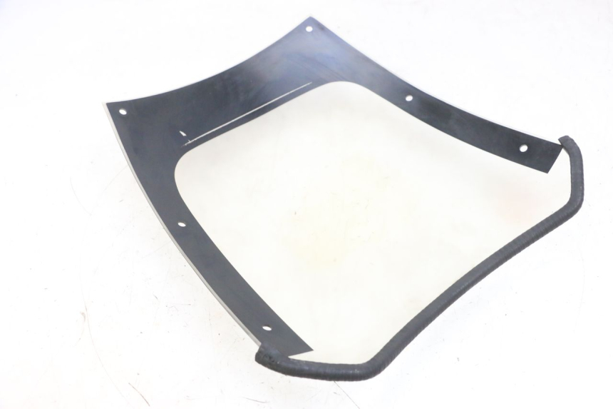 photo de WINDSCREEN KAWASAKI GPX R WARBIRD 600 (1988 - 1993) - Fixing points details
