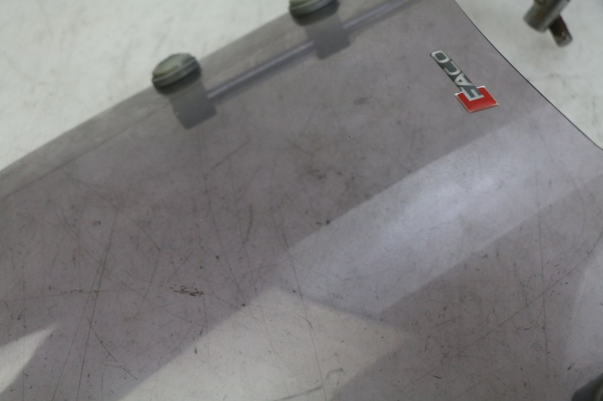 photo de WINDSCREEN PIAGGIO VESPA SPRINT 2T 50 (2014 - 2018)
