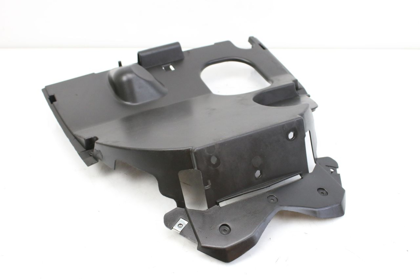 photo de REAR WHEEL HUGGER KYMCO AGILITY NAKED RENOUVO 4T 50 (2018 - 2020)