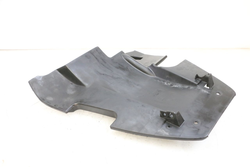 photo de REAR WHEEL HUGGER YAMAHA BW'S EASY 50 (2013 - 2016) - Surface and material condition