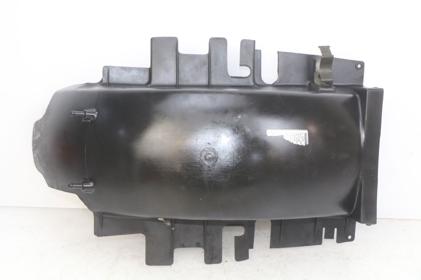 photo de REAR WHEEL HUGGER HONDA CBR F SC25 1000 (1989 - 1992)