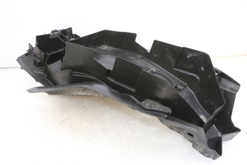 photo de REAR UNDERTRAY SUZUKI DL V STROM 1000 (2002 - 2007) - Zoom on usage condition