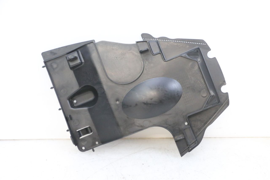 photo de REAR UNDERTRAY SYM FIDDLE 3 III 125 (2014 - 2020) - Zoom on usage condition