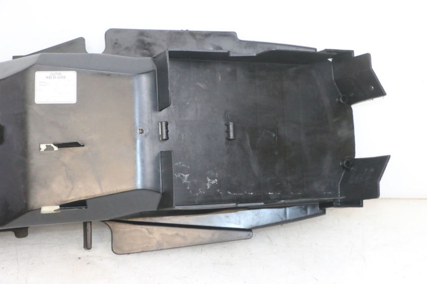 photo de REAR UNDERTRAY SUZUKI GSF N BANDIT 600 (1996 - 1999) - High-resolution close-up