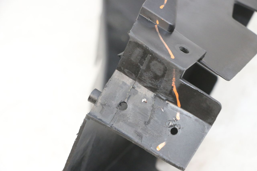 photo de REAR UNDERTRAY SUZUKI GSF N BANDIT 600 (1996 - 1999) - Product overview