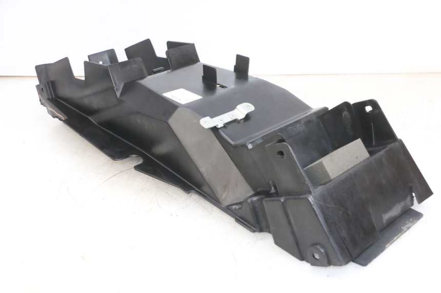photo de REAR UNDERTRAY SUZUKI GSF N BANDIT 600 (1996 - 1999) - Checked used part