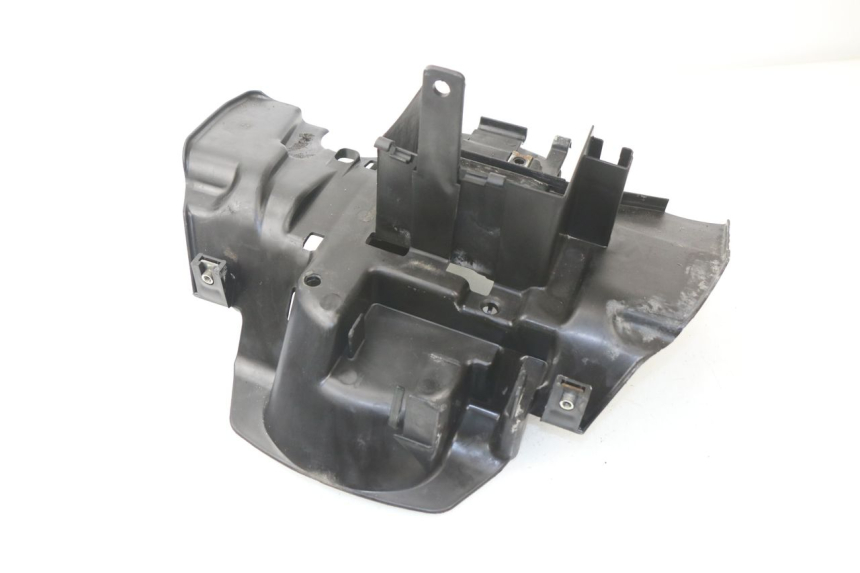 photo de REAR WHEEL HUGGER HONDA BALI EX 100 (1996 - 2000)