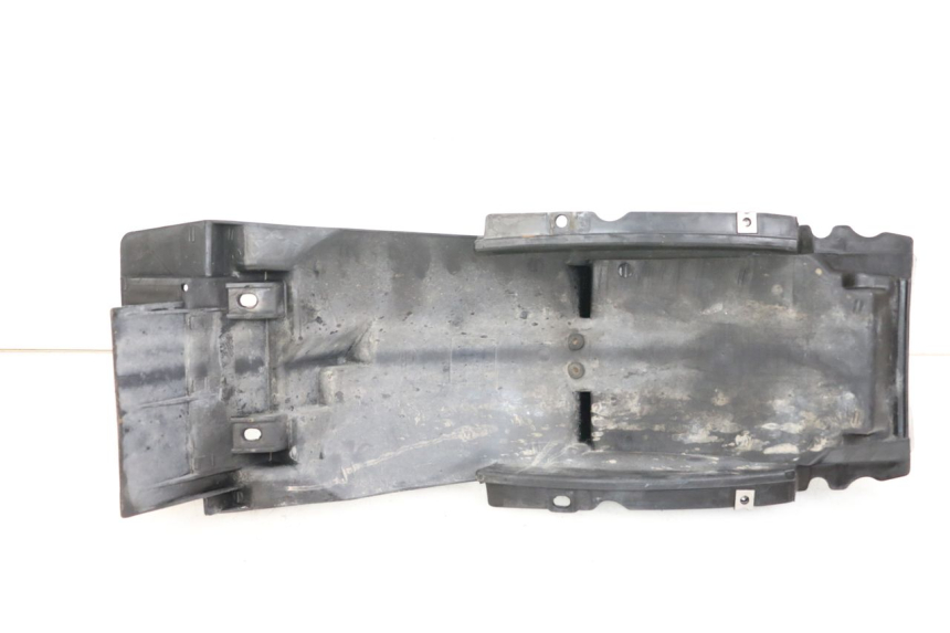 photo de REAR UNDERTRAY HYOSUNG GTR 125 (2006 - 2008)