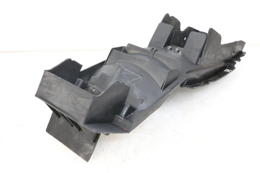 photo de REAR UNDERTRAY HYOSUNG GTR 125 (2006 - 2008)