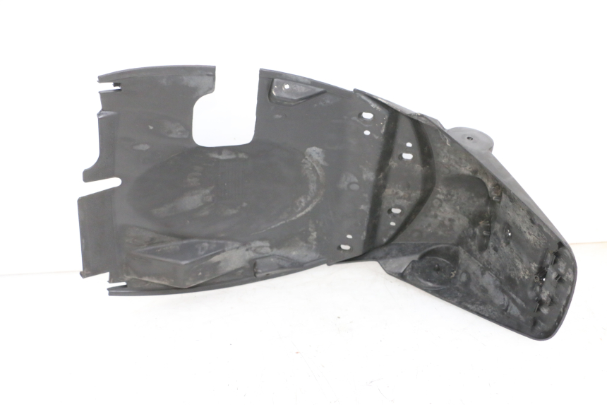 photo de REAR WHEEL HUGGER PEUGEOT KISBEE 4T 50 (2010 - 2017) - Alternative perspective