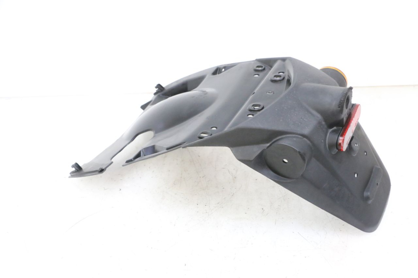 photo de REAR WHEEL HUGGER PEUGEOT KISBEE 4T 50 (2018 - 2022) - Fixing points details