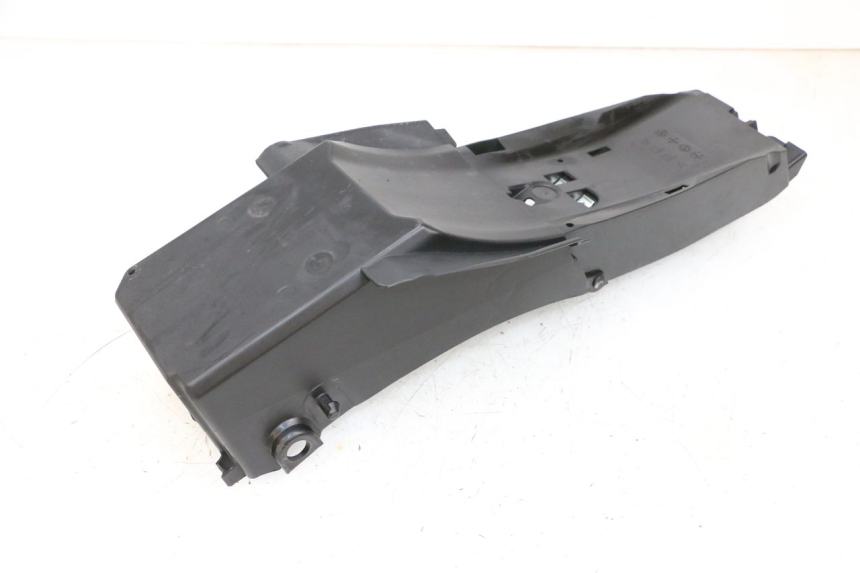 photo de REAR UNDERTRAY YAMAHA MT-07 MT07 ABS 700 (2018 - 2020) - Technical close-up