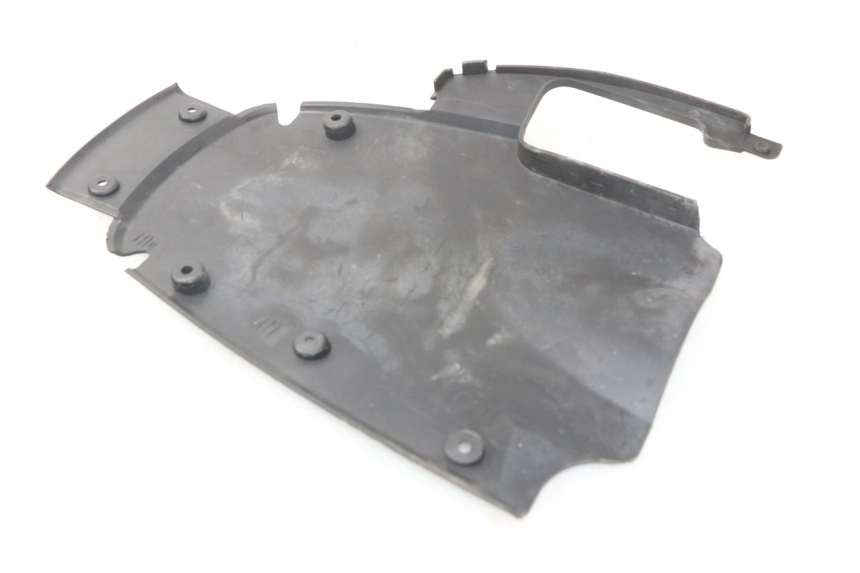 photo de REAR WHEEL HUGGER GILERA NEXUS 125 (2009 - 2013)