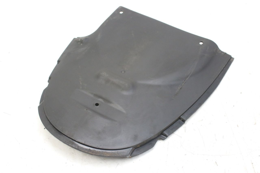 photo de REAR WHEEL HUGGER PIAGGIO FLY 4T 50 (2013 - 2017)