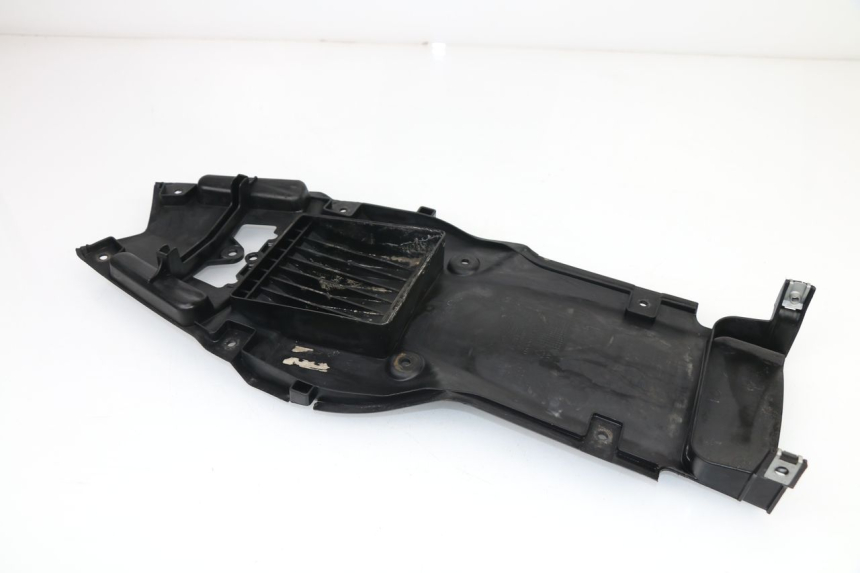 photo de REAR UNDERTRAY RIEJU RS3 50 (2010 - 2018)