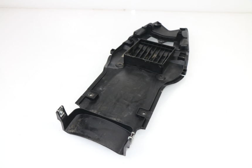 photo de REAR UNDERTRAY RIEJU RS3 50 (2010 - 2018)