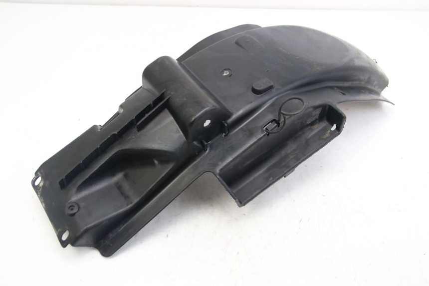 photo de REAR WHEEL HUGGER HYOSUNG RT KARION 125 (2003 - 2007)