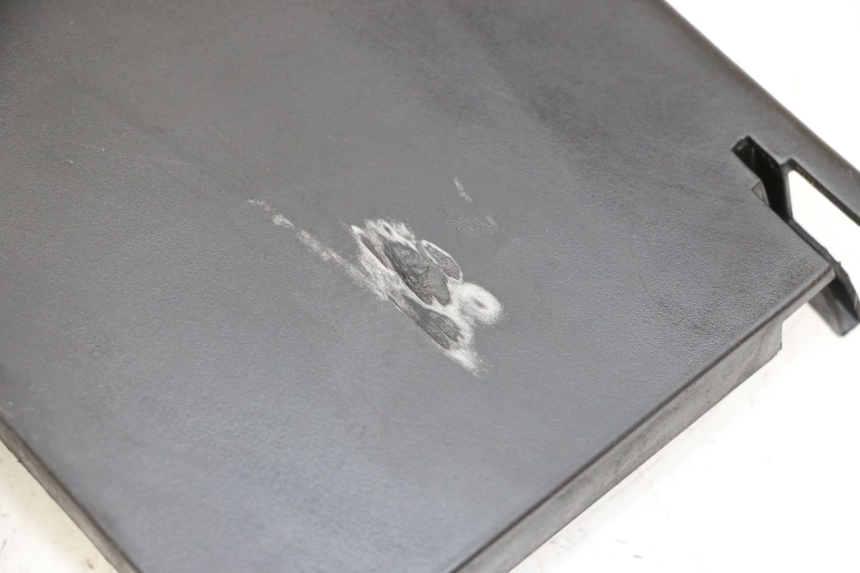 photo de REAR UNDERTRAY PEUGEOT SPEEDFIGHT 3 LC 2T 50 (2009 - 2015)