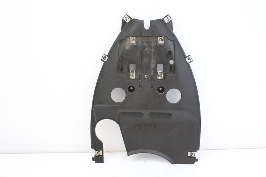 photo de REAR WHEEL HUGGER APRILIA SR R 2T LC 50 (2018 - 2021)