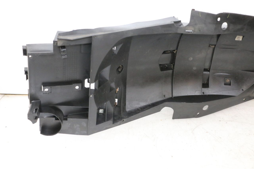 photo de REAR UNDERTRAY YAMAHA TDM ABS 900 (2002 - 2014) - Fixing points details