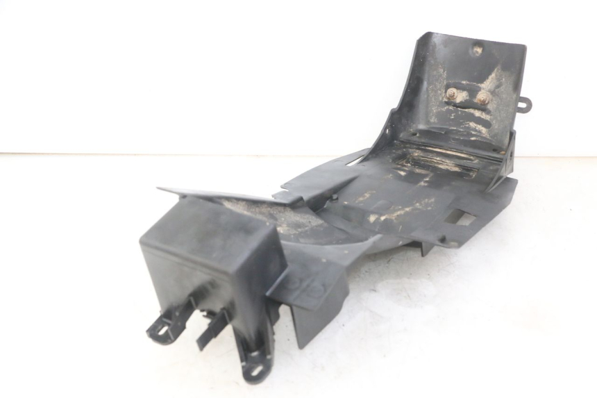 photo de REAR WHEEL HUGGER YAMAHA TDR DELTABOX 125 (1993 - 2003)