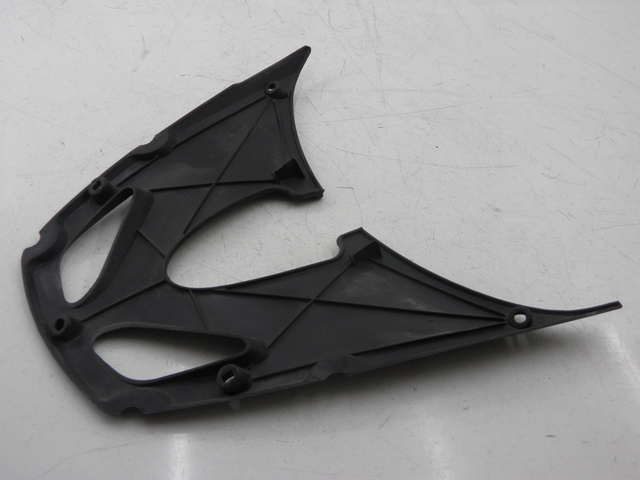 photo de FRONT UNDERTRAY HONDA FES PANTHEON 125 (2003 - 2007) - Main view