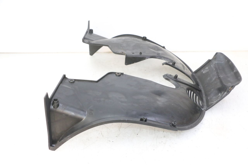 photo de FRONT UNDERTRAY PIAGGIO MP3 RL 250 (2007 - 2010)