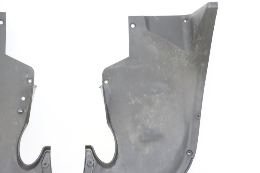 photo de FRONT UNDERTRAY PIAGGIO MP3 RL 250 (2007 - 2010)