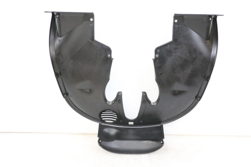 photo de FRONT UNDERTRAY PIAGGIO MP3 HPE 350 (2018 - 2020)