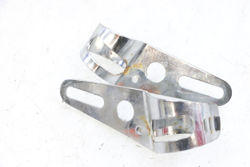 photo de HEADLIGHT BRACKET SUZUKI GSF N BANDIT 600 (1996 - 1999) - Product overview