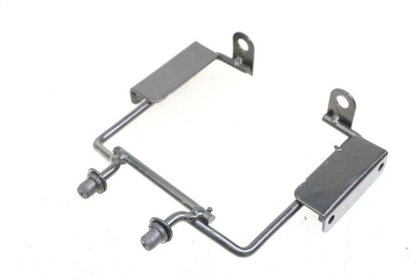 photo de HEADLIGHT BRACKET ASTOR ORCAL 125 (2015 - 2017)