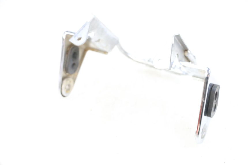 photo de HEADLIGHT BRACKET KAWASAKI ZR 7 750 (1999 - 2001) - Product overview