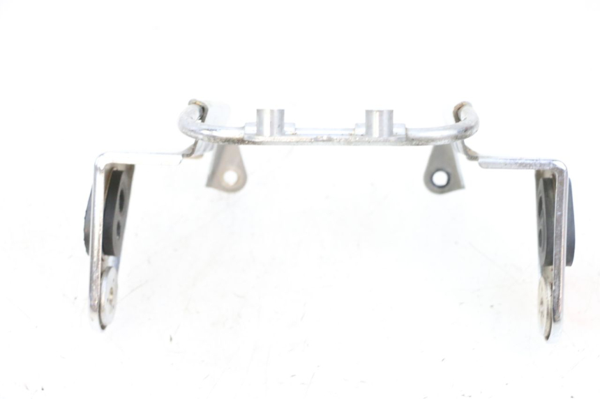 photo de HEADLIGHT BRACKET KAWASAKI ZR 7 750 (1999 - 2001) - Surface and material condition