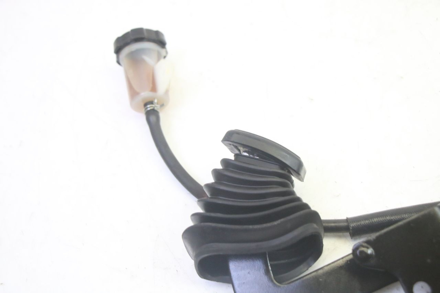 photo de BRAKE PEDAL PIAGGIO MP3 HPE 350 (2018 - 2020) - Surface and material condition