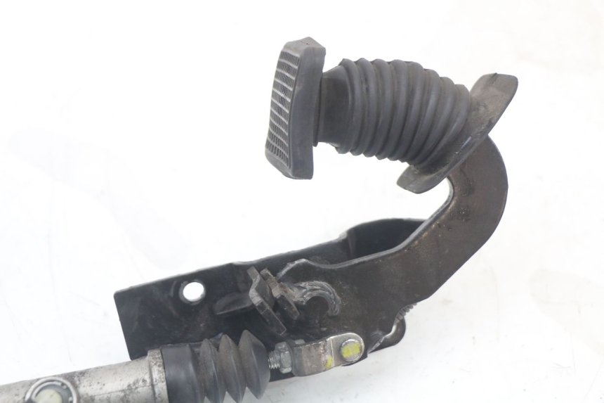 photo de BRAKE PEDAL PIAGGIO MP3 LT 400 (2007 - 2012)