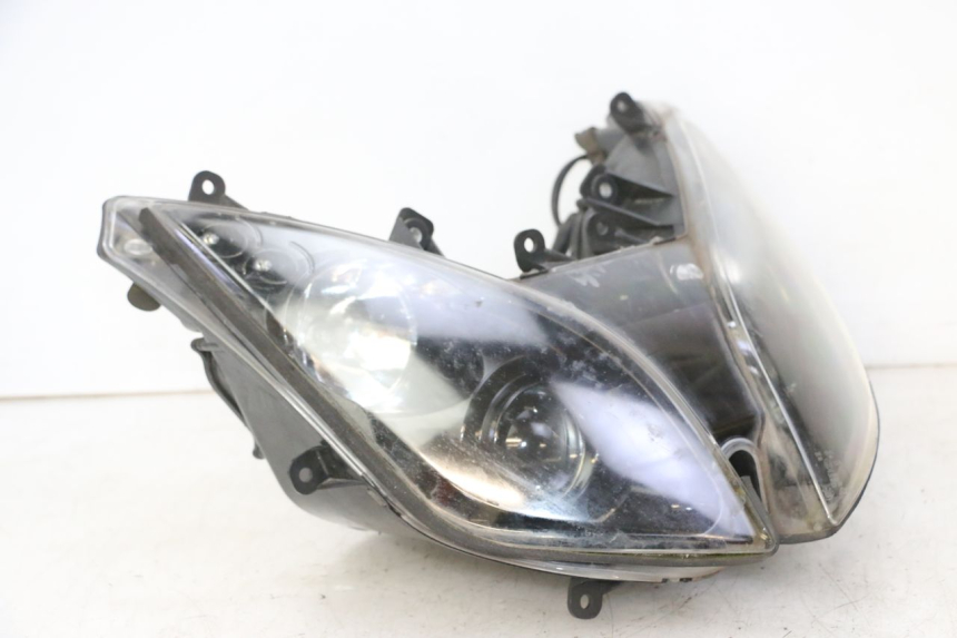 photo de FRONT HEADLIGHT QUADRO 4 4D 350 (2015 - 2018)
