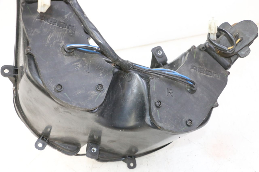 photo de FRONT HEADLIGHT QUADRO 4 4D 350 (2015 - 2018)