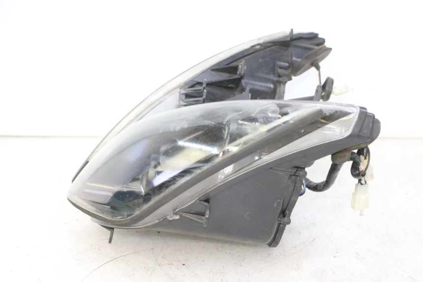 photo de FRONT HEADLIGHT QUADRO 4 4D 350 (2015 - 2018)