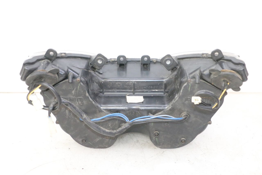 photo de FRONT HEADLIGHT QUADRO 4 4D 350 (2015 - 2018)