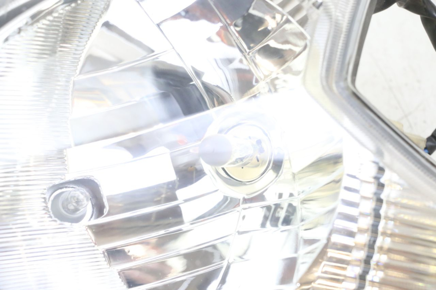 photo de FRONT HEADLIGHT KYMCO AGILITY 4T 50 (2005 - 2018)