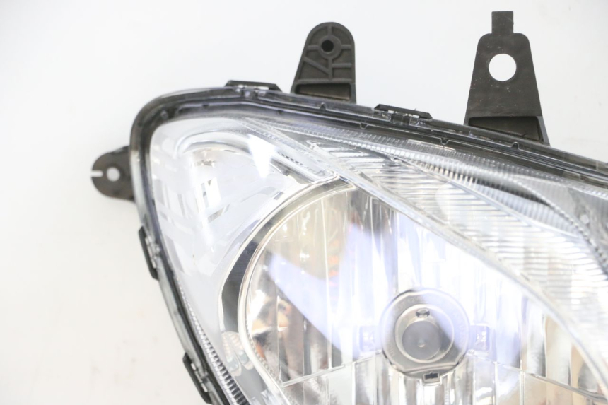 photo de HEADLIGHT SUZUKI BURGMAN 650 (2013 - 2020)