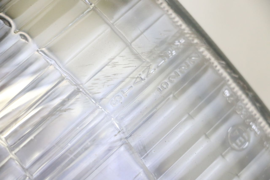 photo de HEADLIGHT HONDA CBR F SC25 1000 (1989 - 1992)