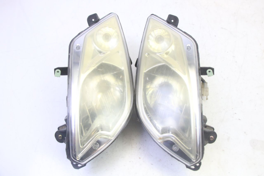 photo de FRONT HEADLIGHT PEUGEOT CITYSTAR 50 (2013 - 2017)